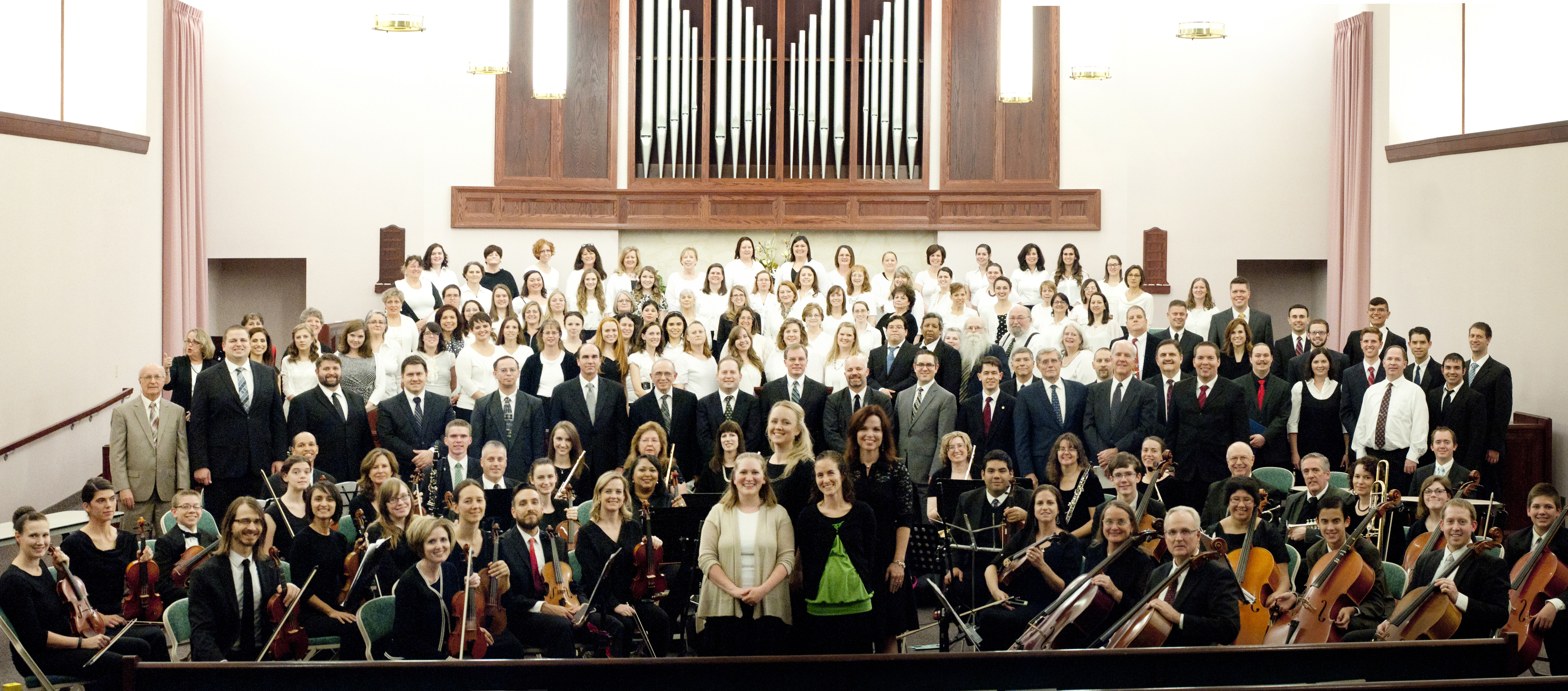 Photo of Choir and Orchestra